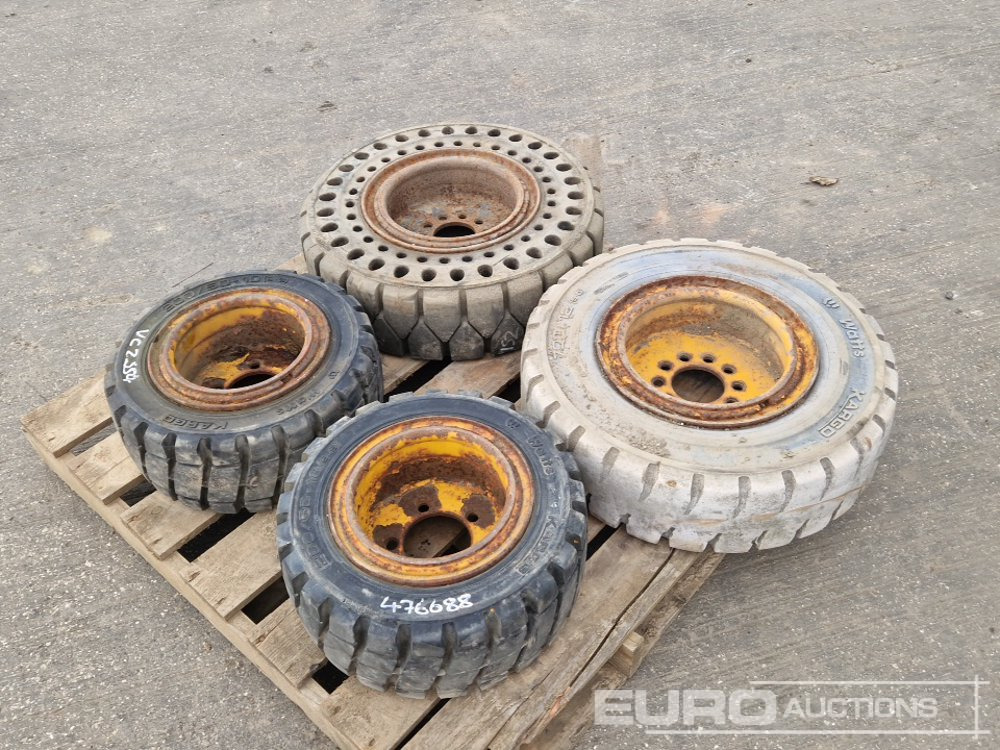 JCB Selection of Tyres to suit Teletruck - Pneu: foto 1 JCB Selection of Tyres to suit Teletruck - Pneu: foto 1