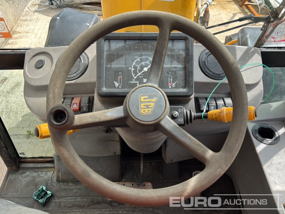 Pá carregadora telescópica JCB TM200: foto 28