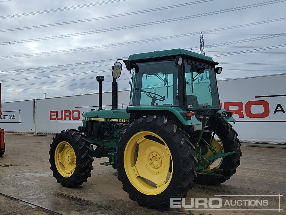 John Deere 2250 - Trator: foto 3 John Deere 2250 - Trator: foto 3