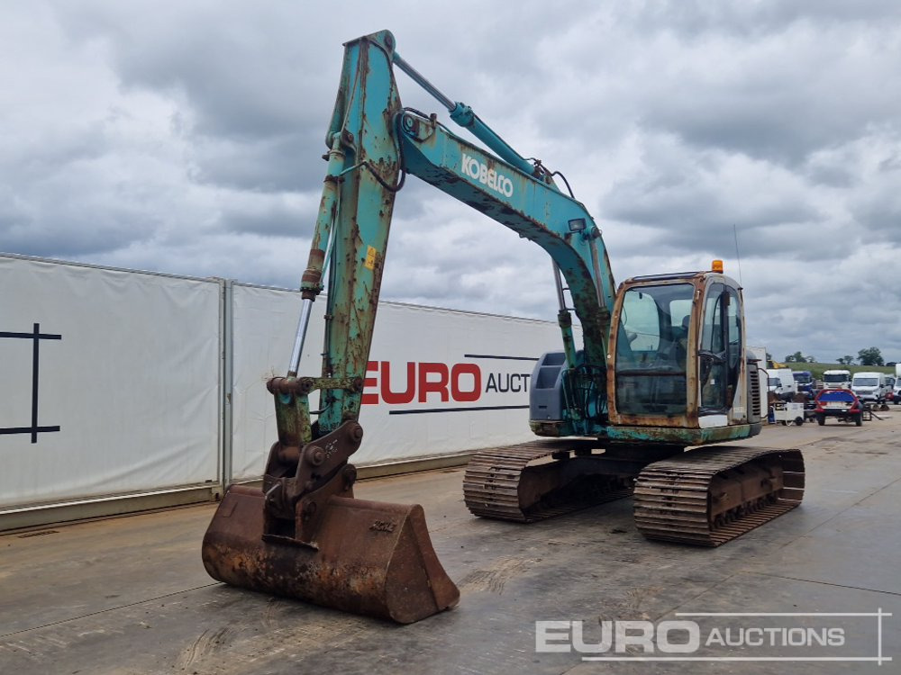 Kobelco SK135SRLC - Escavadora de rastos: foto 1 Kobelco SK135SRLC - Escavadora de rastos: foto 1