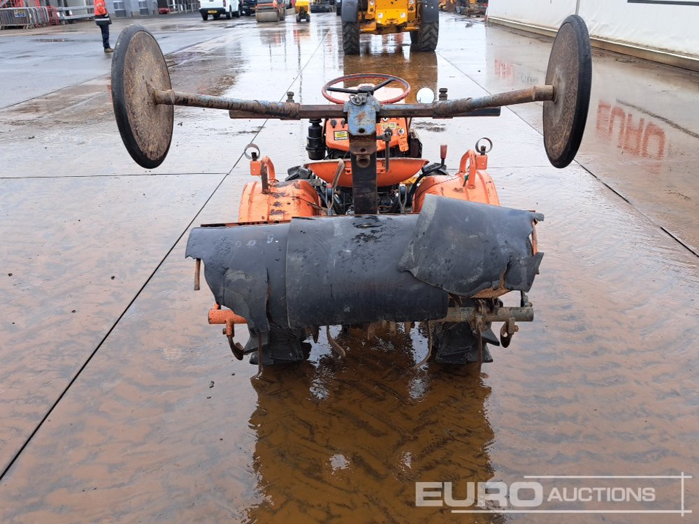 Kubota B6000 - Mini trator: foto 4 Kubota B6000 - Mini trator: foto 4
