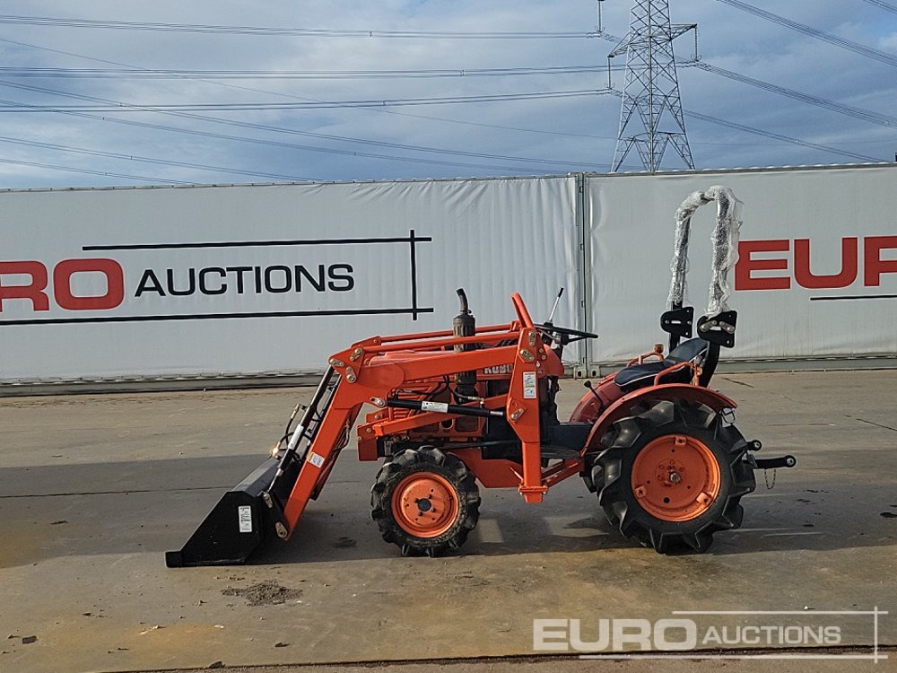 Kubota B7001 - Mini trator: foto 2 Kubota B7001 - Mini trator: foto 2