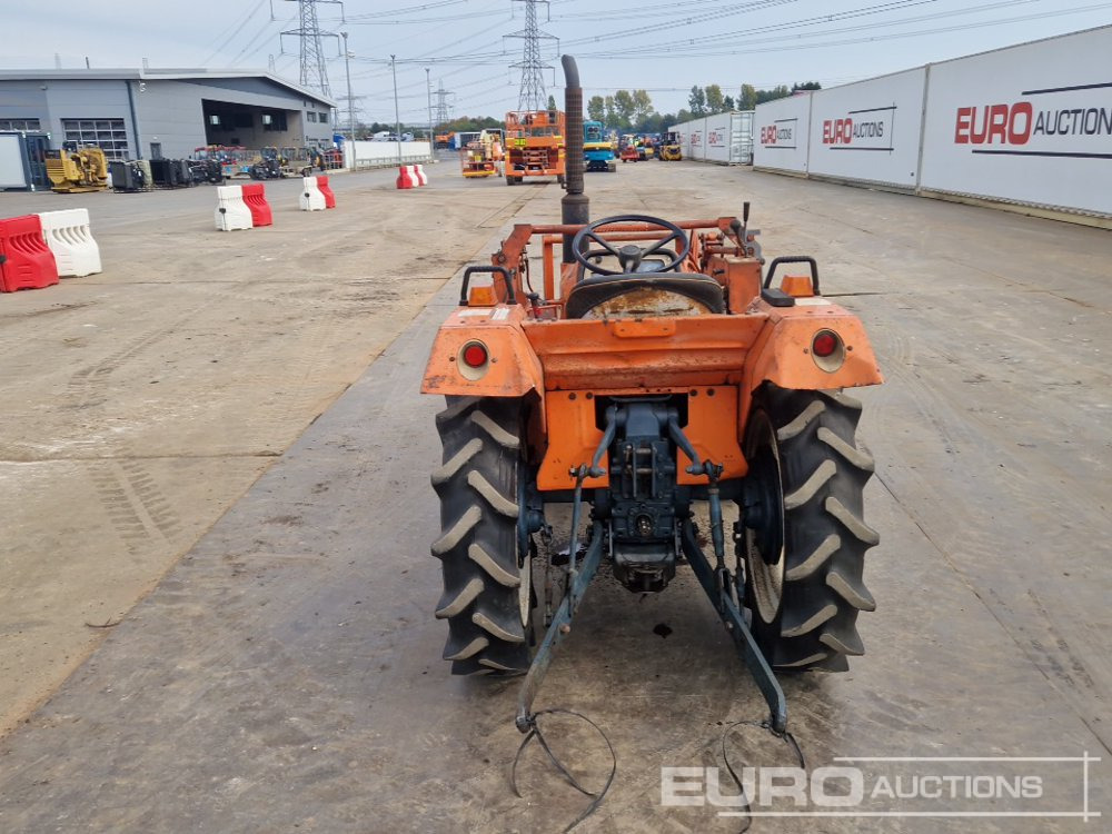 Kubota L1802DT - Mini trator: foto 4 Kubota L1802DT - Mini trator: foto 4