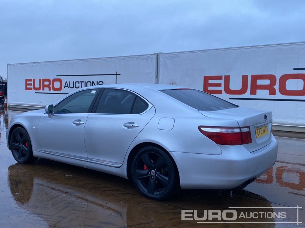 Lexus LS460 - Automóvel: foto 3 Lexus LS460 - Automóvel: foto 3