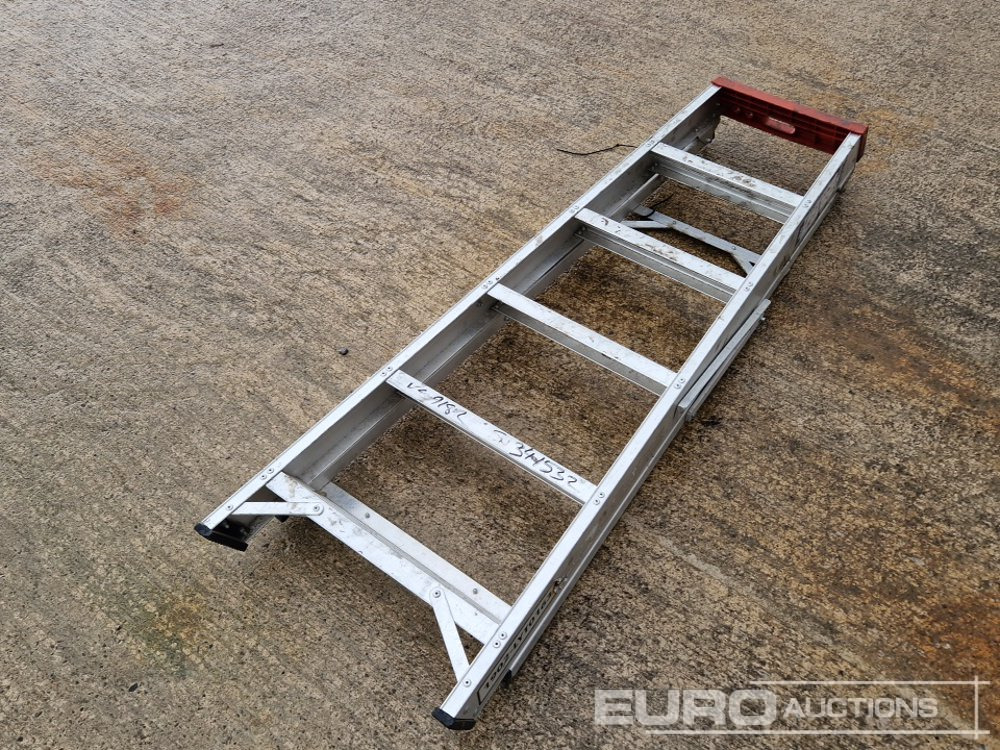 Lyte 6 Tread Aluminium Step Ladder - Equipamento de construção: foto 1 Lyte 6 Tread Aluminium Step Ladder - Equipamento de construção: foto 1