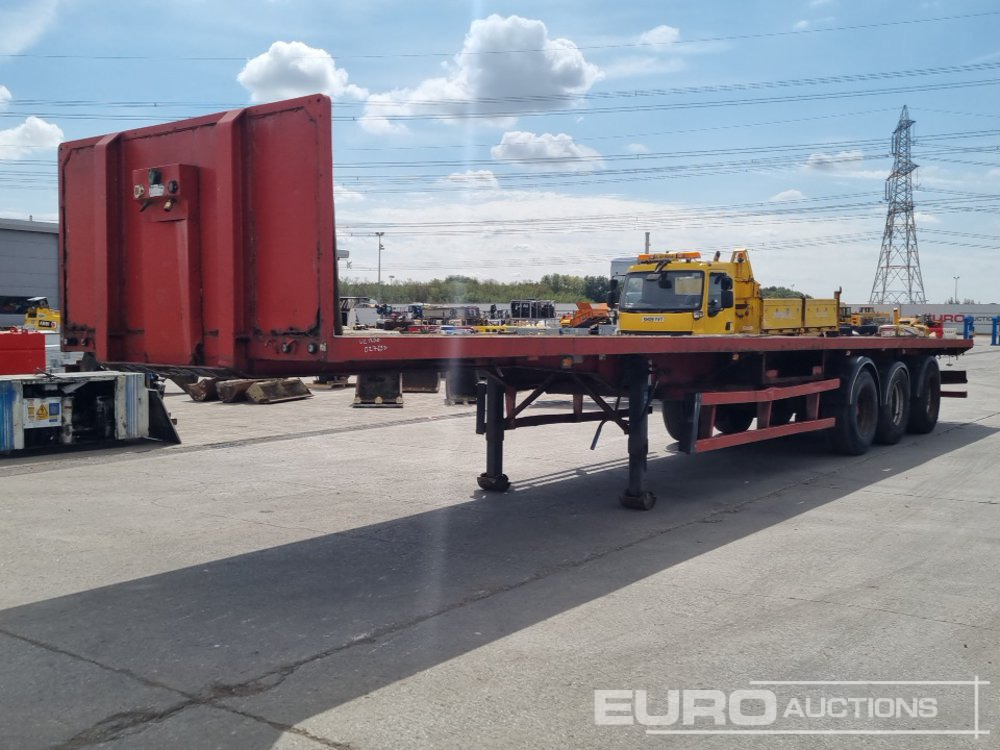 M & G Trailers Tri Axle Flatbed Trailer, Rear Lift Axle, Twist Locks - Semi-reboque plataforma/ Caixa aberta: foto 1 M & G Trailers Tri Axle Flatbed Trailer, Rear Lift Axle, Twist Locks - Semi-reboque plataforma/ Caixa aberta: foto 1
