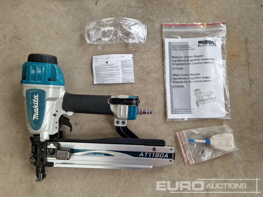 Makita AT1150A Pneumatic Nailer (Body Only) - Equipamento de construção: foto 1 Makita AT1150A Pneumatic Nailer (Body Only) - Equipamento de construção: foto 1