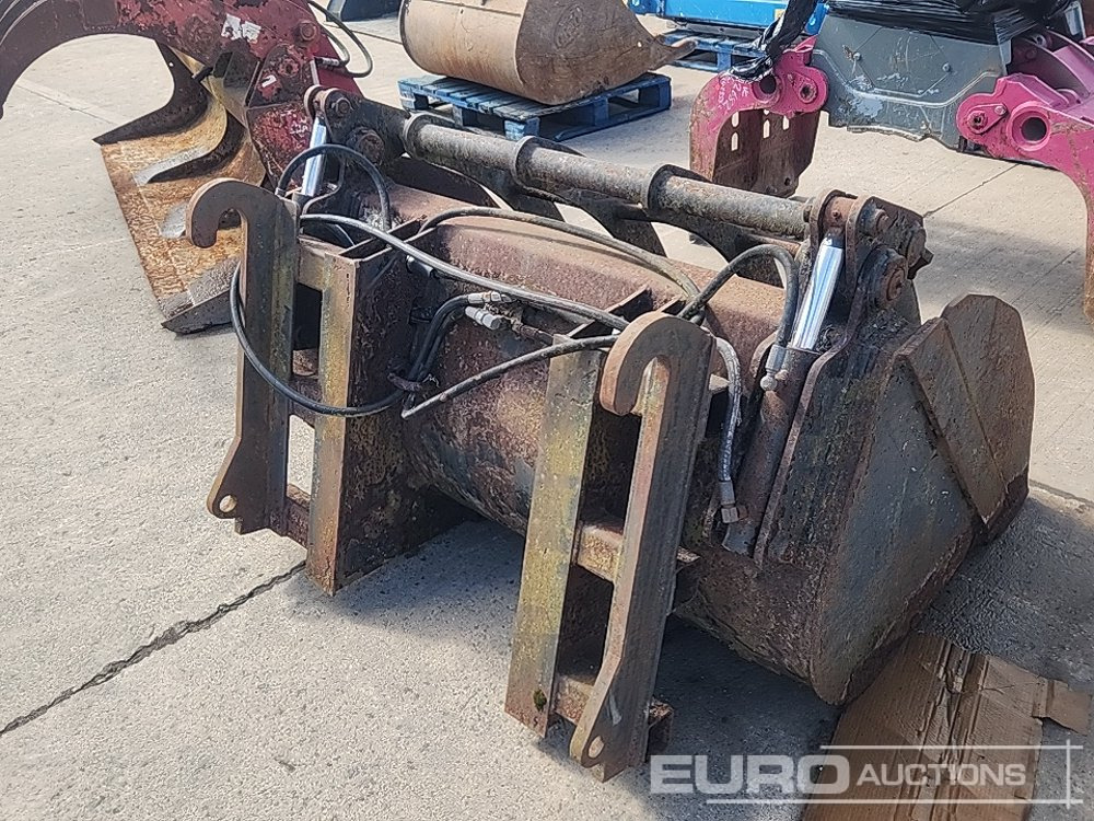60" Hydraulic Muck Bucket to suit JCB Telehandler - Máquina agrícola: foto 4 60" Hydraulic Muck Bucket to suit JCB Telehandler - Máquina agrícola: foto 4