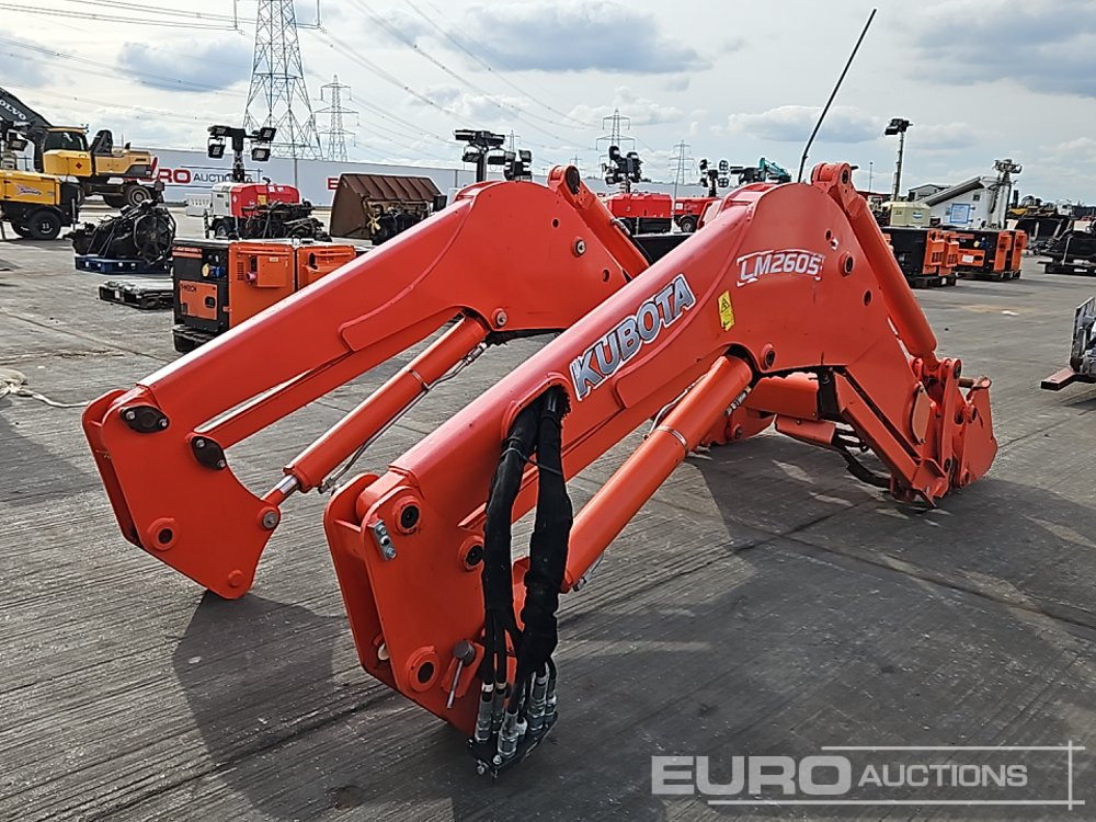 Kubota LM2605 - Máquina agrícola: foto 5 Kubota LM2605 - Máquina agrícola: foto 5