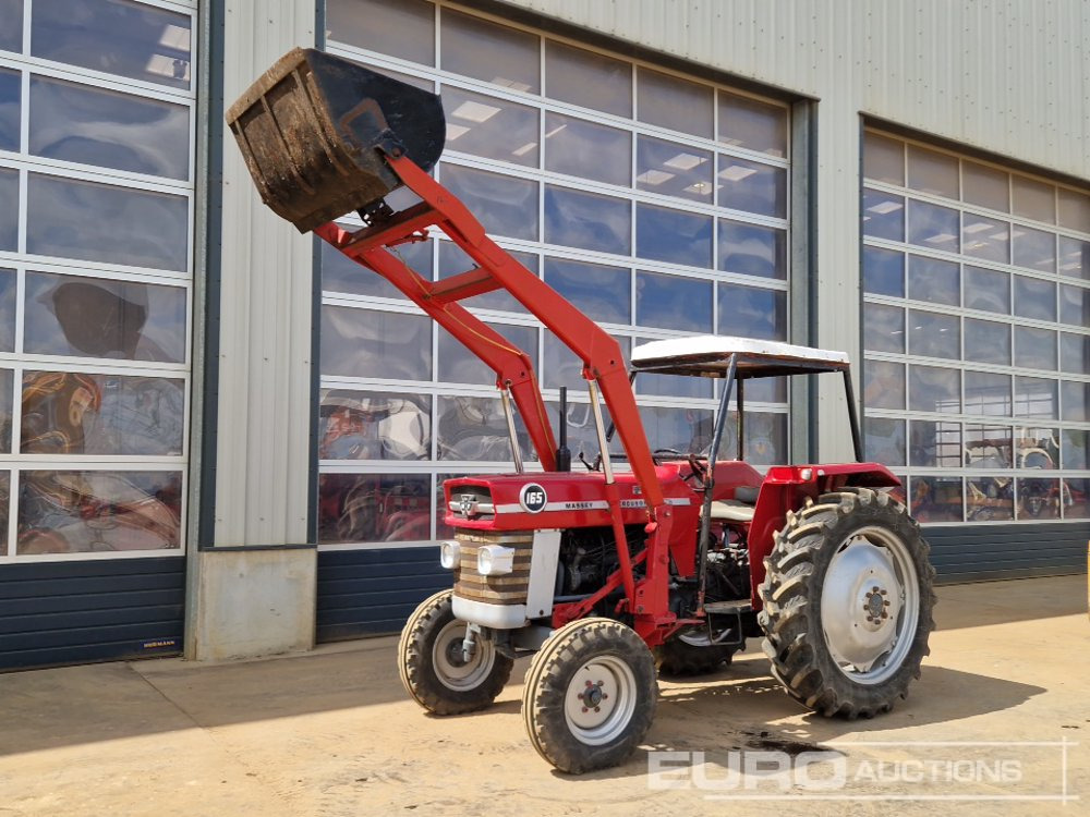 Massey Ferguson MF165 - Trator: foto 1 Massey Ferguson MF165 - Trator: foto 1