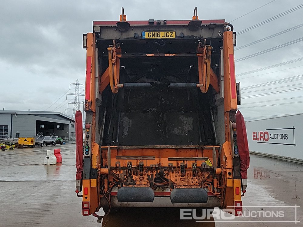 Mercedes 2630 - Caminhão de lixo: foto 4 Mercedes 2630 - Caminhão de lixo: foto 4