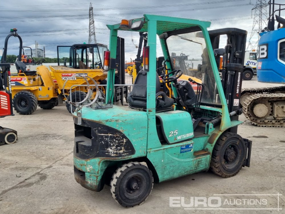 Mitsubishi FG25K - Empilhadeira a gás: foto 5 Mitsubishi FG25K - Empilhadeira a gás: foto 5