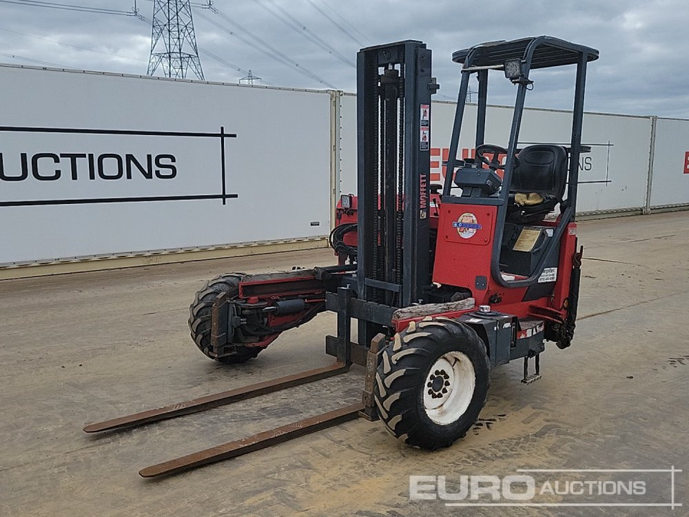 Moffett M4500 4W - Empilhadeira: foto 1 Moffett M4500 4W - Empilhadeira: foto 1