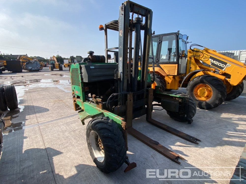 Moffett Mounty M7 24.3W, 3 Wheeled Trailer Mountable Forklift, 2 Stage Mast - Empilhadeira montada em caminhão: foto 4 Moffett Mounty M7 24.3W, 3 Wheeled Trailer Mountable Forklift, 2 Stage Mast - Empilhadeira montada em caminhão: foto 4