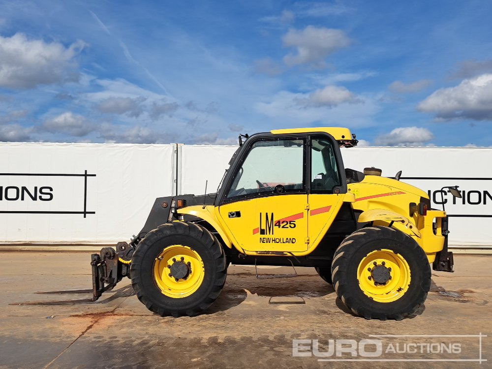New Holland LM425A - Empilhador telescópico: foto 2 New Holland LM425A - Empilhador telescópico: foto 2