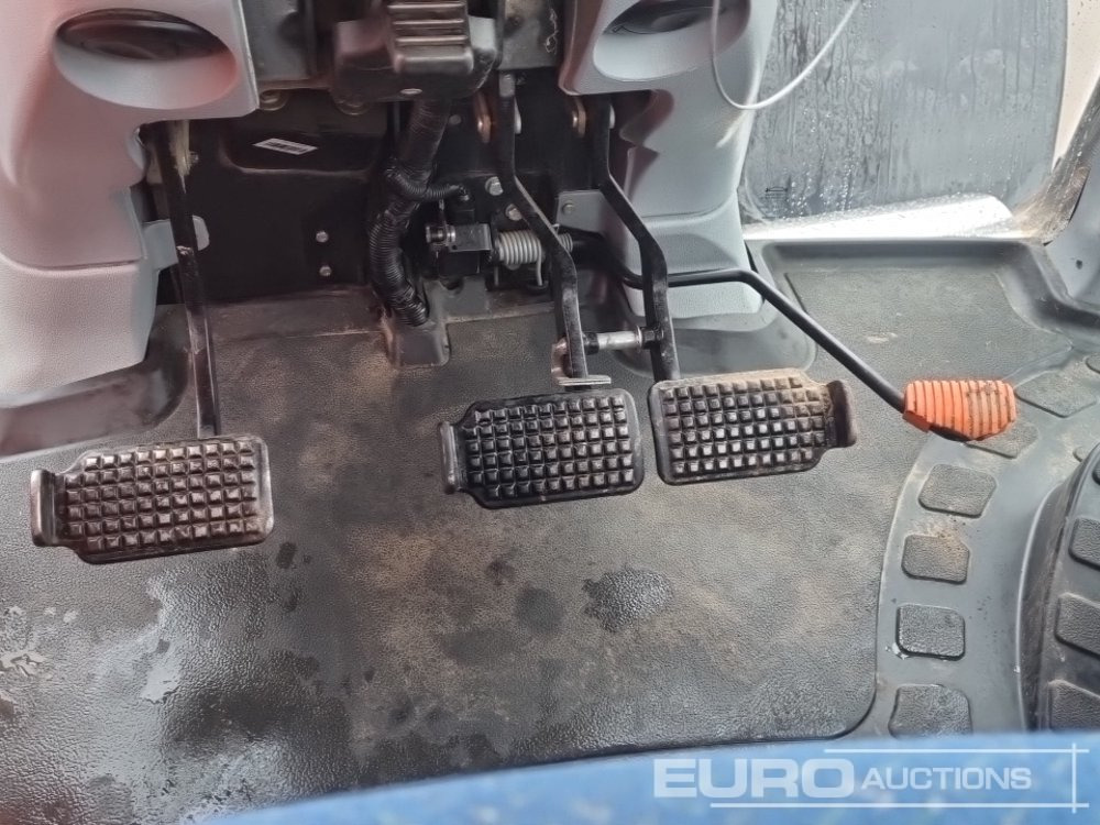 Trator New Holland T7050: foto 40