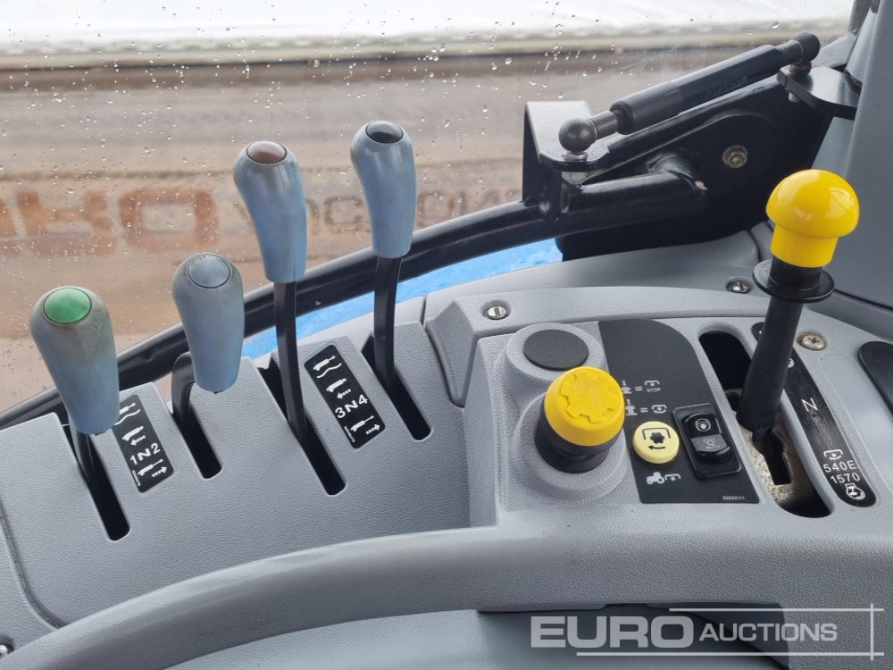 Trator New Holland T7050: foto 39