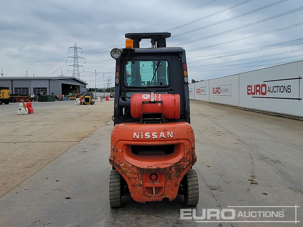 Nissan UD02A20PQ - Empilhadeira: foto 4 Nissan UD02A20PQ - Empilhadeira: foto 4