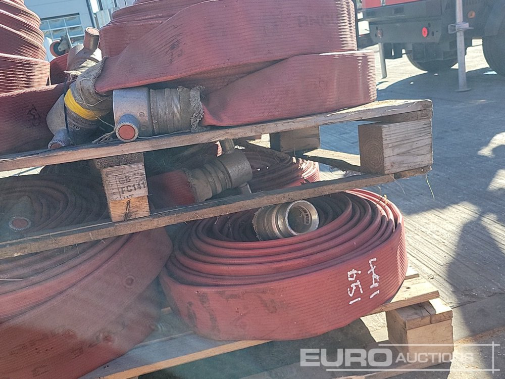 Bomba de água Pallet of Fire Hydrant Hoses (2 of): foto 17