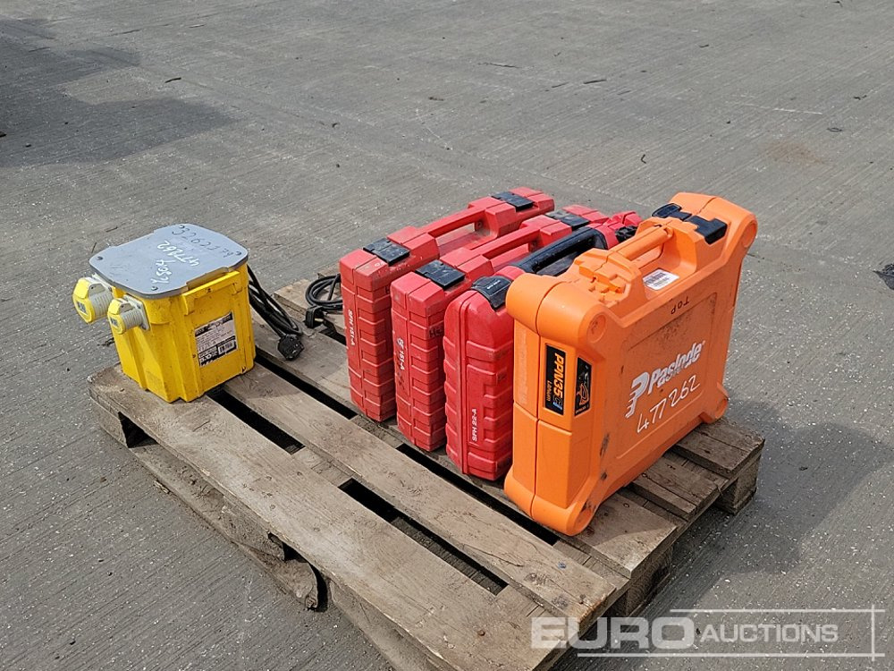 Paslode PPM35Ci Battery Nail Gun, Bosch 230Volt Heat Gun, Hilti Battery Drill (3 of), 110Volt Transformer - Equipamento de construção: foto 5 Paslode PPM35Ci Battery Nail Gun, Bosch 230Volt Heat Gun, Hilti Battery Drill (3 of), 110Volt Transformer - Equipamento de construção: foto 5