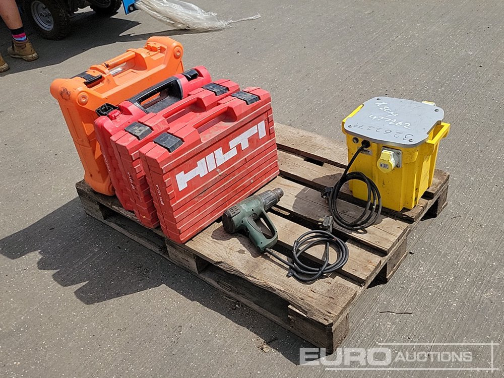 Paslode PPM35Ci Battery Nail Gun, Bosch 230Volt Heat Gun, Hilti Battery Drill (3 of), 110Volt Transformer - Equipamento de construção: foto 1 Paslode PPM35Ci Battery Nail Gun, Bosch 230Volt Heat Gun, Hilti Battery Drill (3 of), 110Volt Transformer - Equipamento de construção: foto 1