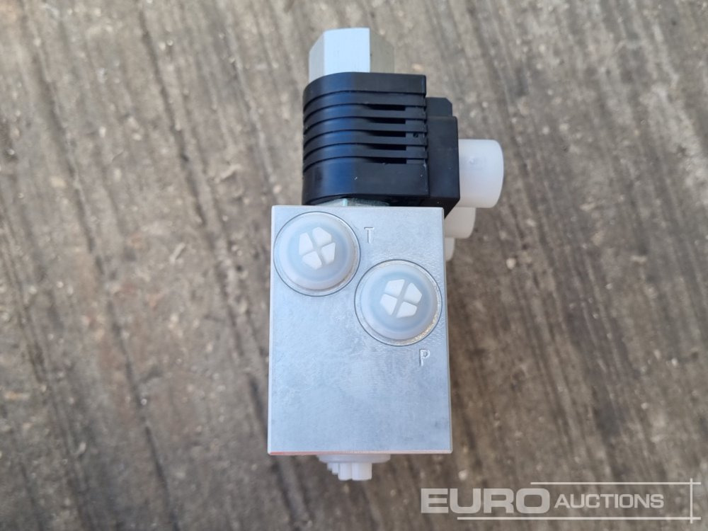 Peça de reposição Topcon Valve Kit to suit Komatsu D65: foto 12