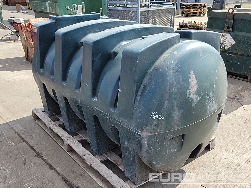 Plastic Fuel Bowser - Depósito de armazenamento: foto 3 Plastic Fuel Bowser - Depósito de armazenamento: foto 3