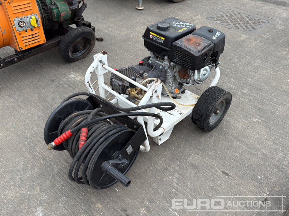Pressure Washer, Petrol Engine - Lavadora de alta pressão: foto 1 Pressure Washer, Petrol Engine - Lavadora de alta pressão: foto 1