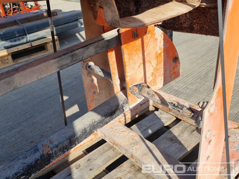 Equipamento de construção Redband 110 Volt Masonry Saw: foto 10 Equipamento de construção Redband 110 Volt Masonry Saw: foto 10