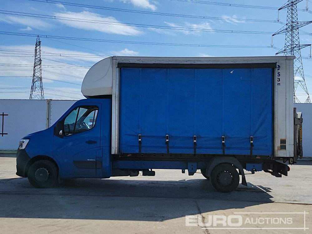 Renault 6 Speed Luton Curtain Sider Van, Cruise Control, Bluetooth, A/C - Carrinha de contentor: foto 2 Renault 6 Speed Luton Curtain Sider Van, Cruise Control, Bluetooth, A/C - Carrinha de contentor: foto 2
