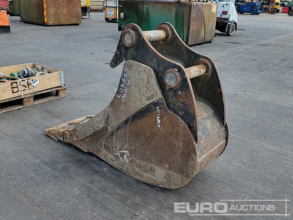 Rhinox 24" Digging Bucket 80mm Pin to suit 20 Ton Excavator - Balde: foto 3 Rhinox 24" Digging Bucket 80mm Pin to suit 20 Ton Excavator - Balde: foto 3