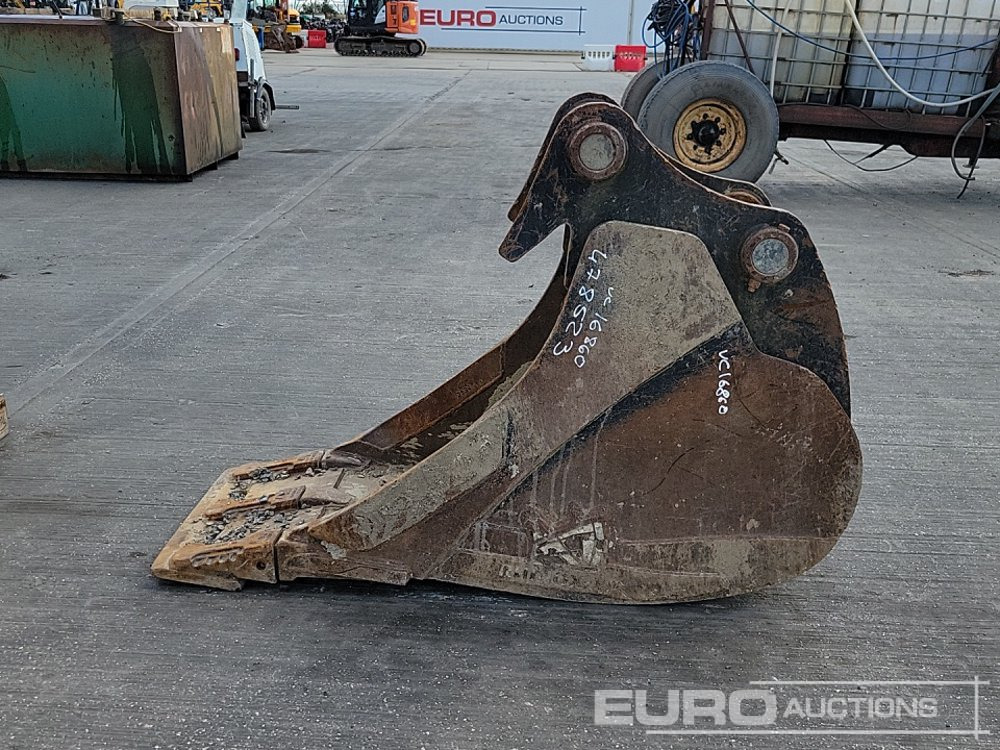 Rhinox 24" Digging Bucket 80mm Pin to suit 20 Ton Excavator - Balde: foto 2 Rhinox 24" Digging Bucket 80mm Pin to suit 20 Ton Excavator - Balde: foto 2