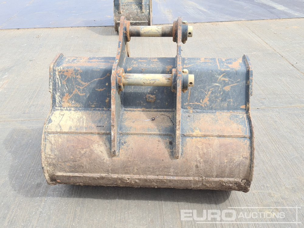 Rhinox 48" Digging Bucket 65mm Pin to suit 13 Ton Excavator - Balde: foto 4 Rhinox 48" Digging Bucket 65mm Pin to suit 13 Ton Excavator - Balde: foto 4