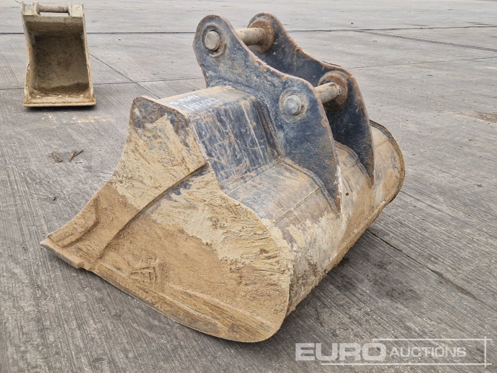 Rhinox 48" Digging Bucket 65mm Pin to suit 13 Ton Excavator - Balde: foto 3 Rhinox 48" Digging Bucket 65mm Pin to suit 13 Ton Excavator - Balde: foto 3