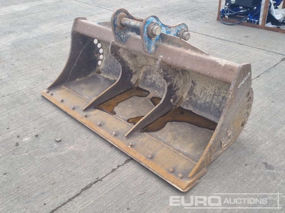 Rhinox 72" Ditching Bucket 65mm Pin to suit 13 Ton Excavator - Balde: foto 3 Rhinox 72" Ditching Bucket 65mm Pin to suit 13 Ton Excavator - Balde: foto 3