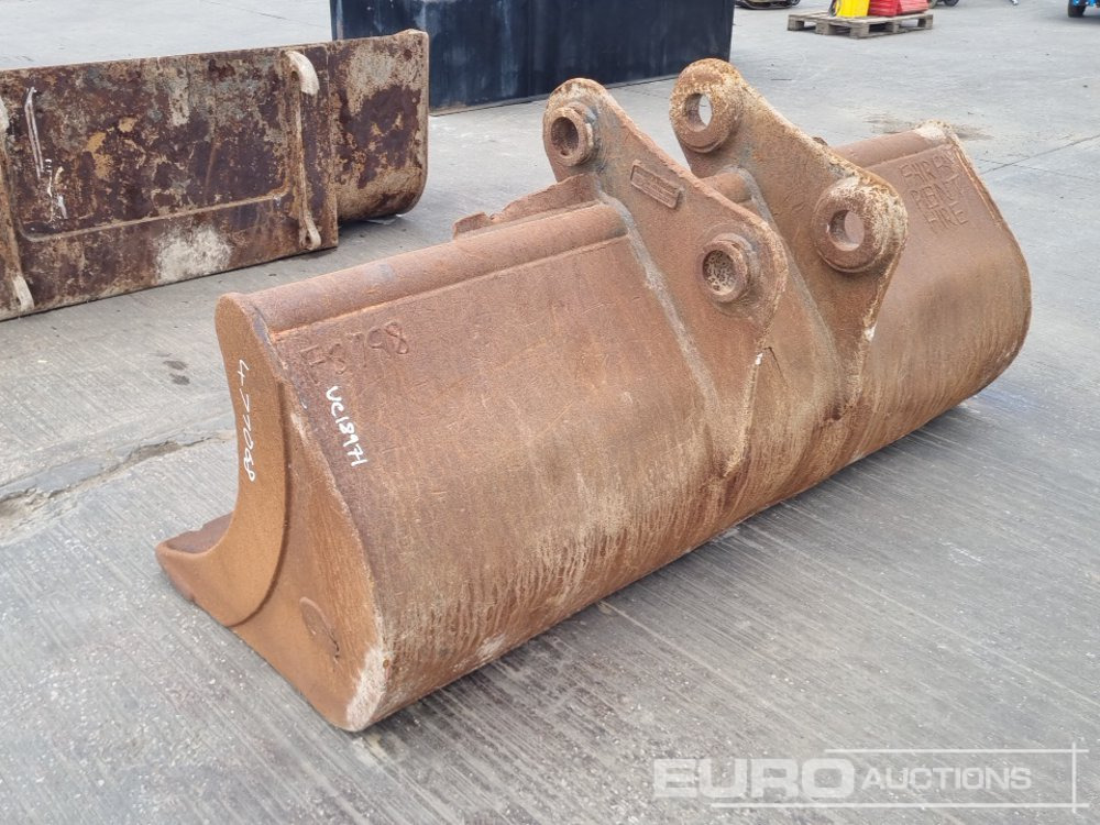 Rhinox 84" Ditching Bucket 80mm Pin to suit 20 Ton Excavator - Balde: foto 3 Rhinox 84" Ditching Bucket 80mm Pin to suit 20 Ton Excavator - Balde: foto 3