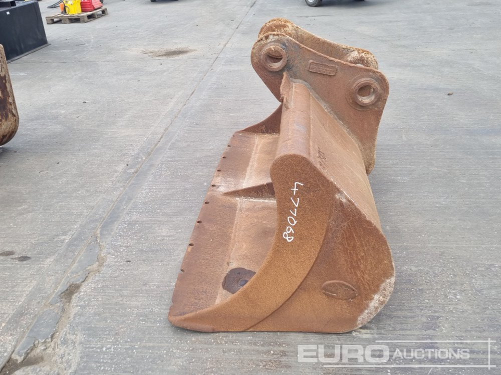 Rhinox 84" Ditching Bucket 80mm Pin to suit 20 Ton Excavator - Balde: foto 2 Rhinox 84" Ditching Bucket 80mm Pin to suit 20 Ton Excavator - Balde: foto 2