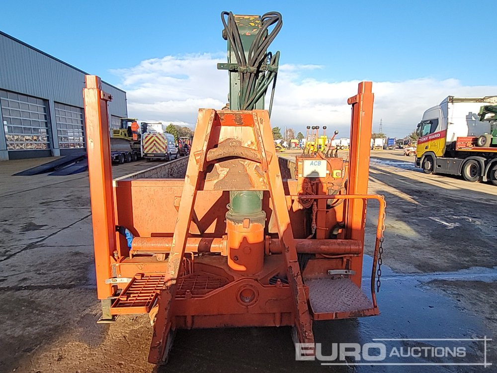 Roro Skip Body, Atlas 100.1 Crane, Clamshell Bucket - Contentor ampliroll: foto 4 Roro Skip Body, Atlas 100.1 Crane, Clamshell Bucket - Contentor ampliroll: foto 4