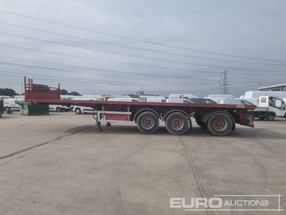 SDC Trailer Tri Axle Flatbed Trailer, Rear Axle Steer - Semi-reboque plataforma/ Caixa aberta: foto 2 SDC Trailer Tri Axle Flatbed Trailer, Rear Axle Steer - Semi-reboque plataforma/ Caixa aberta: foto 2