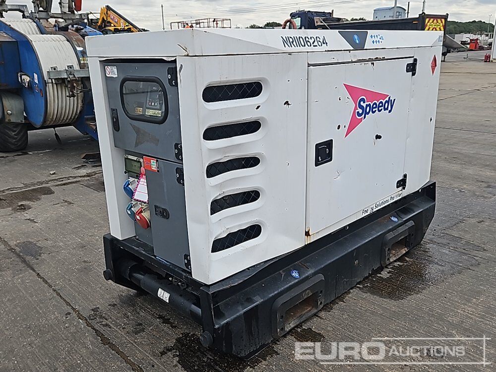 SDM0 R33 - Gerador elétrico: foto 1 SDM0 R33 - Gerador elétrico: foto 1