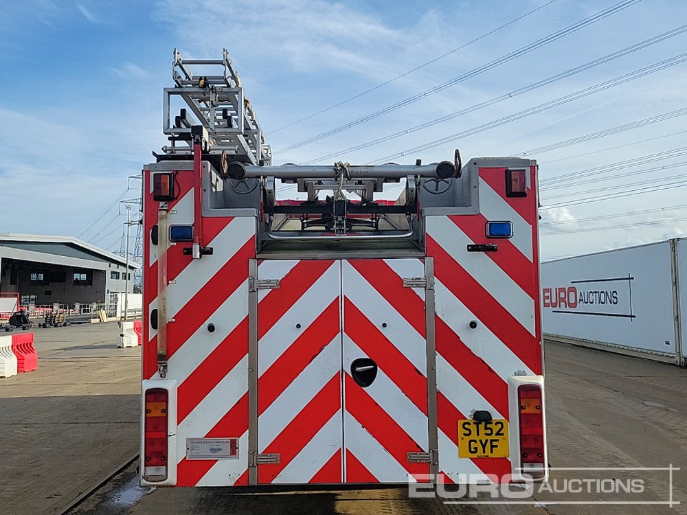 Scania 260 94D - Carro de bombeiro: foto 4 Scania 260 94D - Carro de bombeiro: foto 4