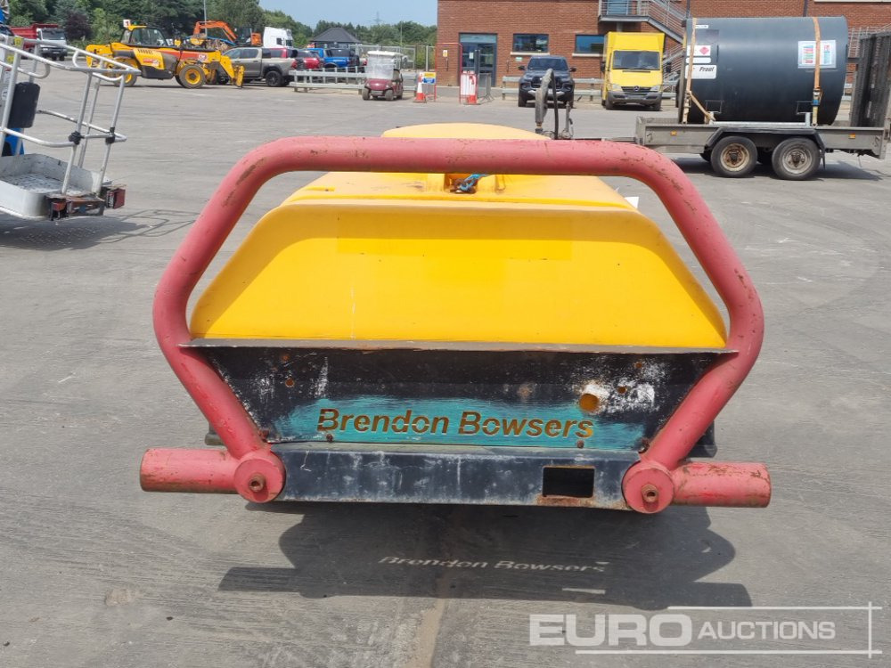 Single Axle Plastic Water Bowser, Yanmar Pressure Washer - Lavadora de alta pressão: foto 4 Single Axle Plastic Water Bowser, Yanmar Pressure Washer - Lavadora de alta pressão: foto 4