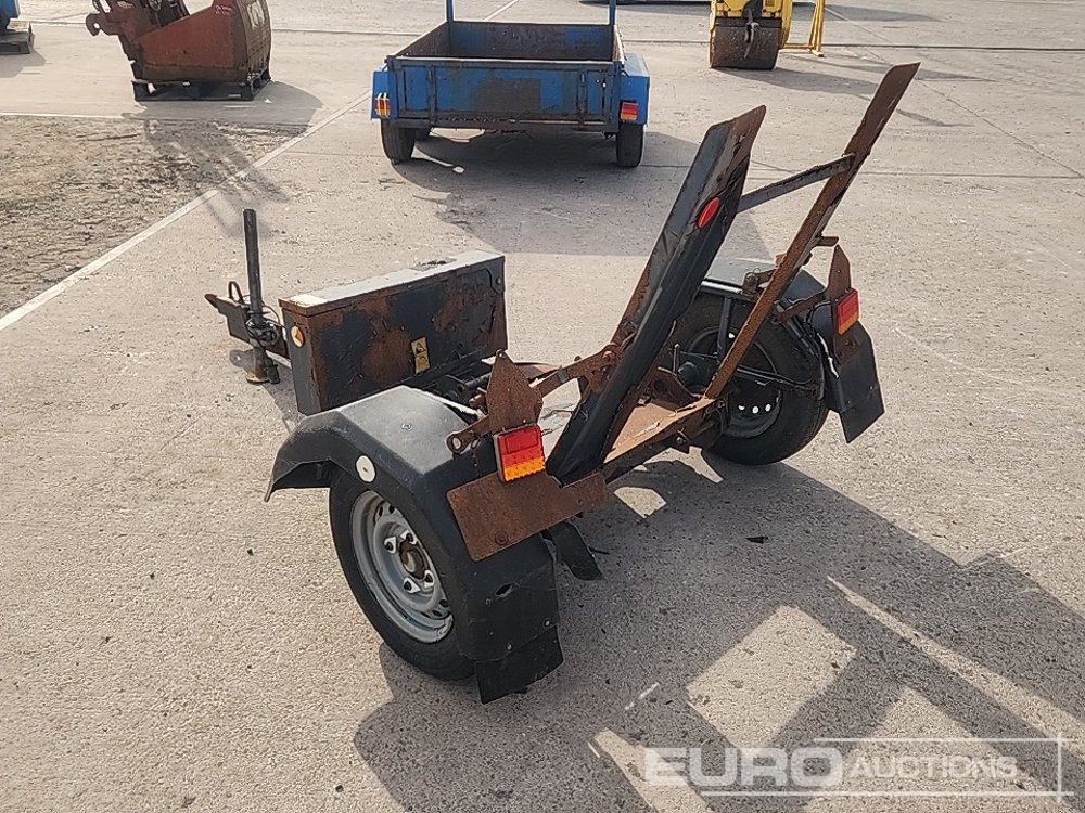 Single Axle Trailer to suit Pedestrian Roller - Reboque porta máquinas: foto 2 Single Axle Trailer to suit Pedestrian Roller - Reboque porta máquinas: foto 2