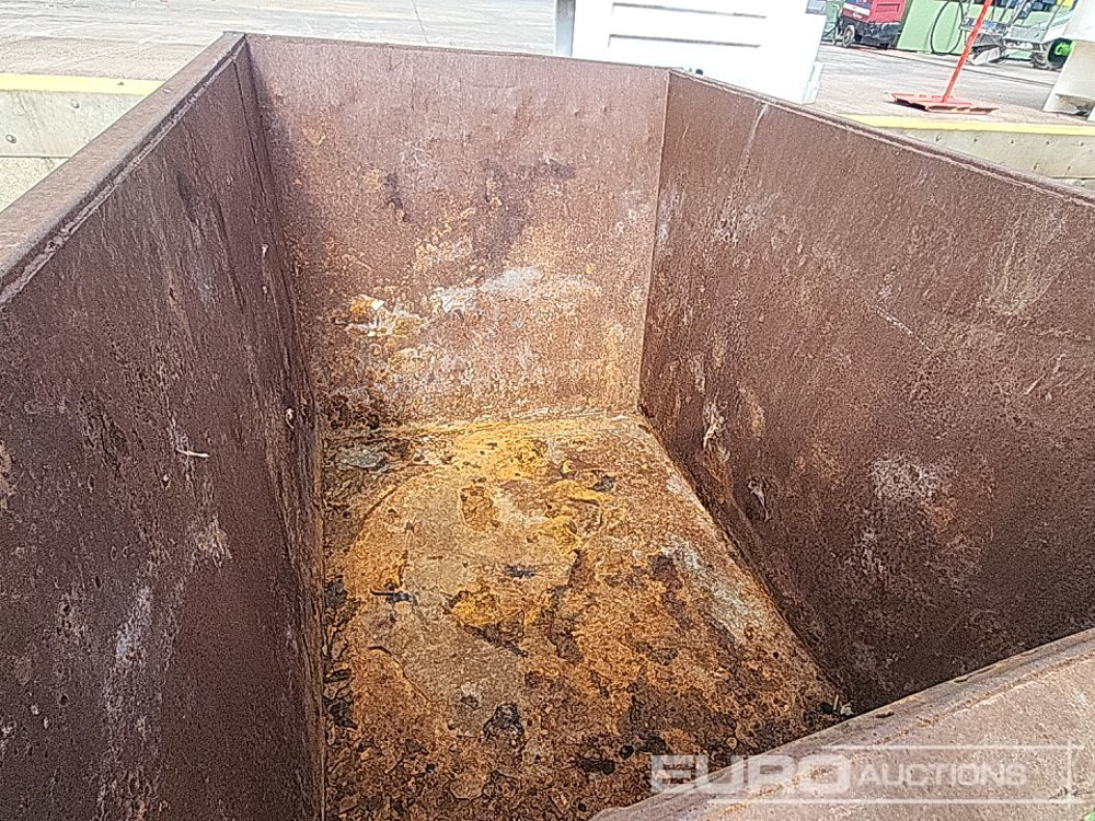 Steel Skip to suit Skip Loader Lorry (3 of) - Contentor de entulho: foto 5 Steel Skip to suit Skip Loader Lorry (3 of) - Contentor de entulho: foto 5