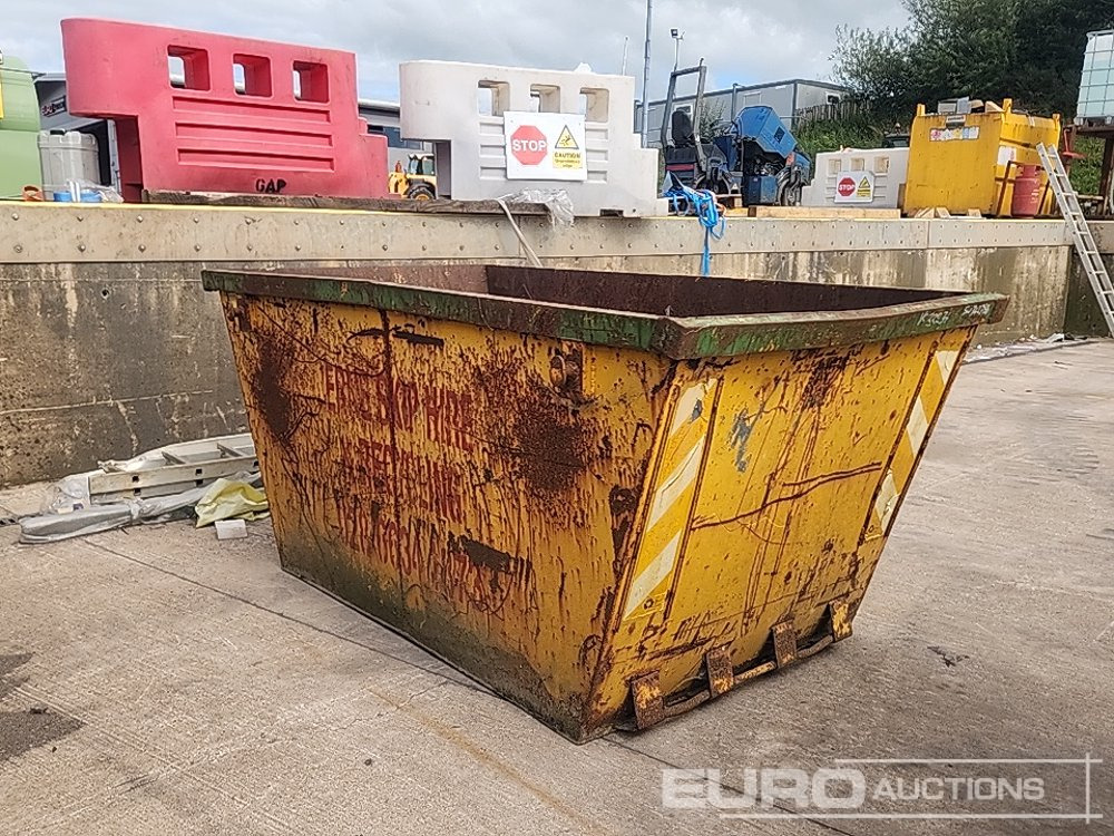 Steel Skip to suit Skip Loader Lorry - Contentor de entulho: foto 1 Steel Skip to suit Skip Loader Lorry - Contentor de entulho: foto 1