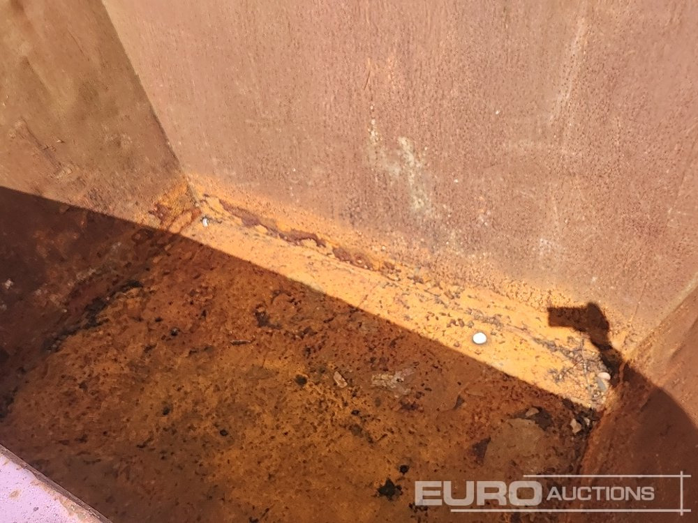 Steel Skip to suit Skip Loader Lorry - Contentor de entulho: foto 5 Steel Skip to suit Skip Loader Lorry - Contentor de entulho: foto 5