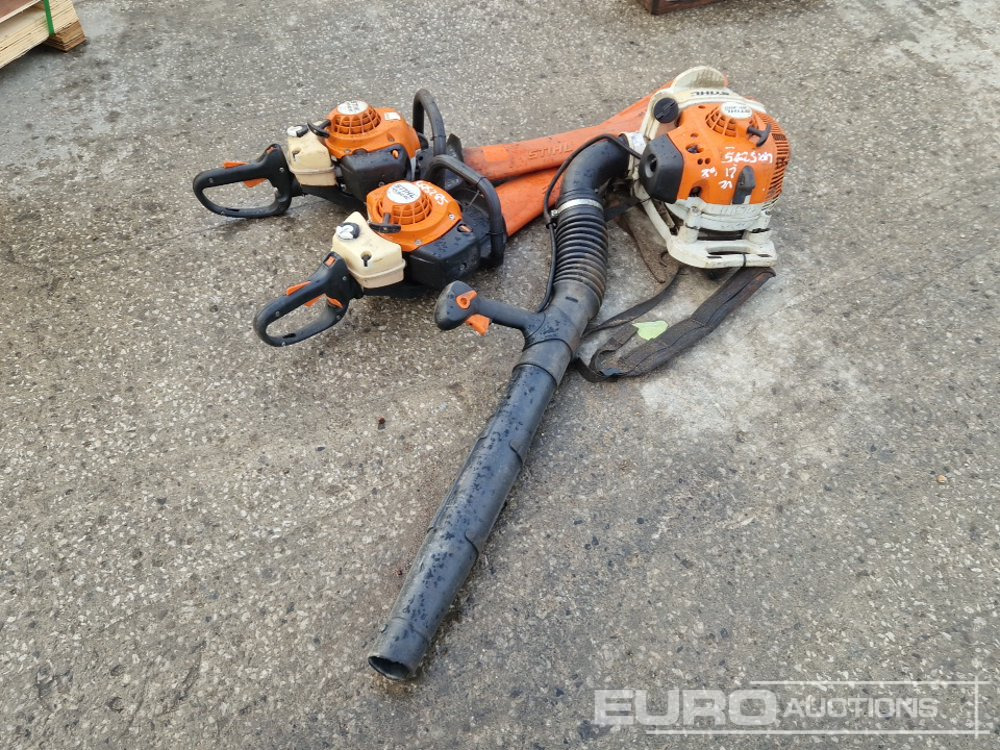 Stihl BR200 Petrol Backpack Leaf Blower, HS82 RC Petrol Hedge Trimmer - Equipamento de construção: foto 1 Stihl BR200 Petrol Backpack Leaf Blower, HS82 RC Petrol Hedge Trimmer - Equipamento de construção: foto 1