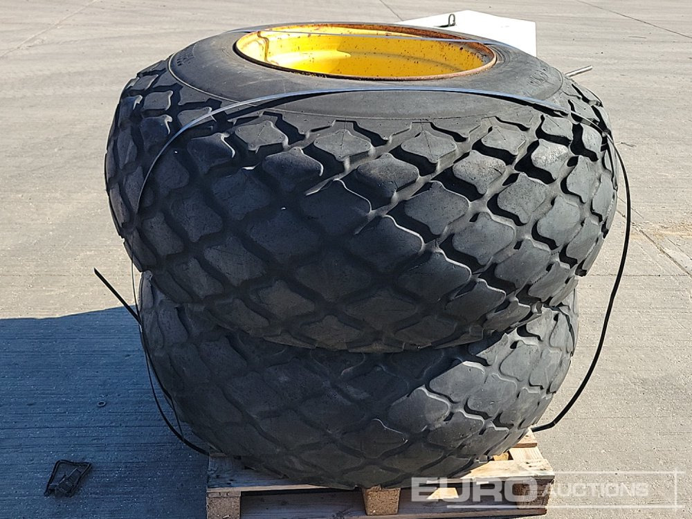 Trelleborg 23.1-26 Tyre & Rim (2 of) - Pneu: foto 4 Trelleborg 23.1-26 Tyre & Rim (2 of) - Pneu: foto 4