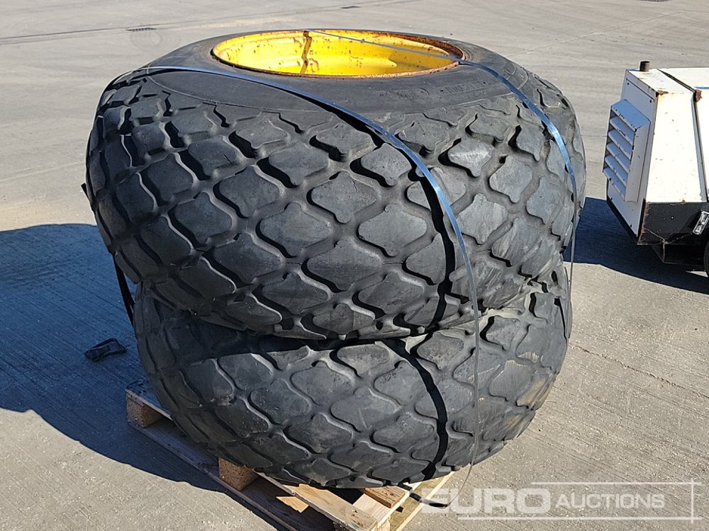 Trelleborg 23.1-26 Tyre & Rim (2 of) - Pneu: foto 5 Trelleborg 23.1-26 Tyre & Rim (2 of) - Pneu: foto 5