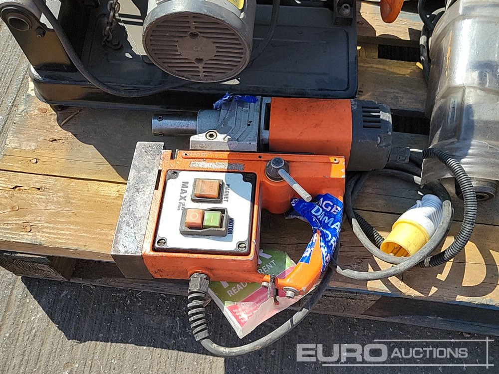 Equipamento de construção Unibor 110 Vot Mag Drill, Alfra Rotabest 110 Volt Mag Drill, 110 Volt Paddle Mixer (3 of), 100Volt Evolution Cut off Saw, 110 Volt REMS Sander: foto 21